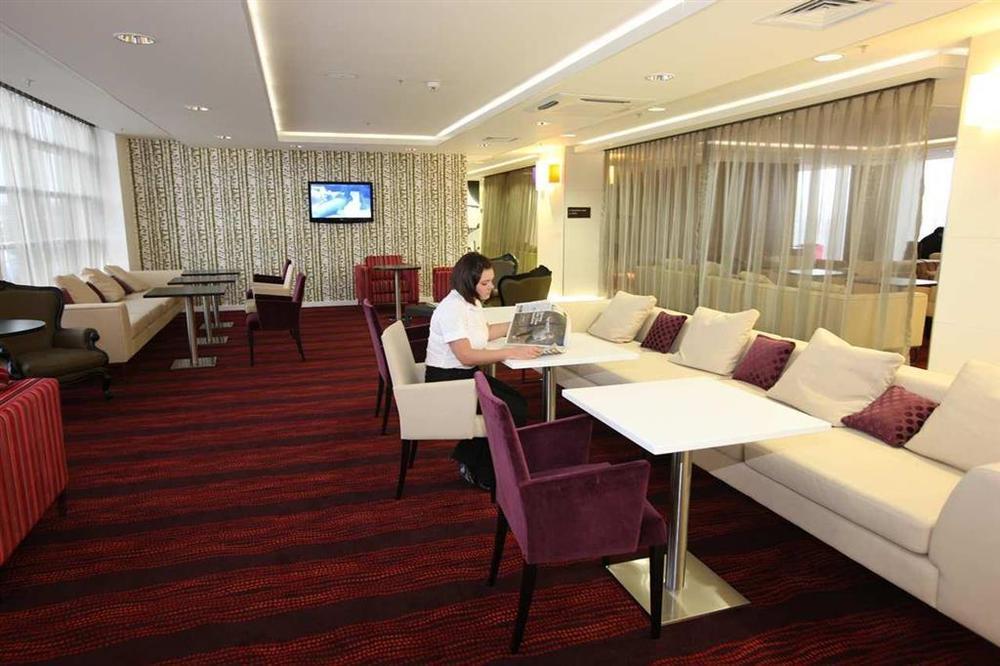 Hampton By Hilton Liverpool John Lennon Airport Hotel Speke Restaurant photo