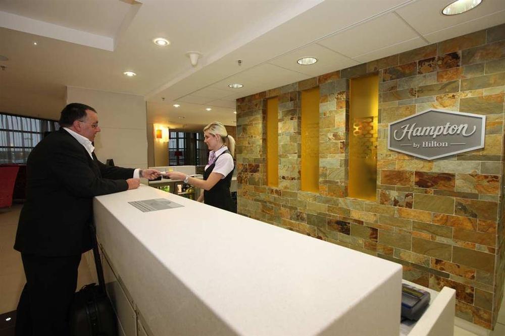 Hampton By Hilton Liverpool John Lennon Airport Hotel Speke Interior photo