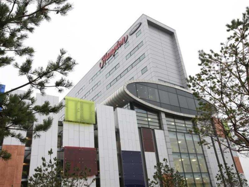 Hampton By Hilton Liverpool John Lennon Airport Hotel Speke Exterior photo